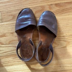 100% Leather Ser Verde Sandals